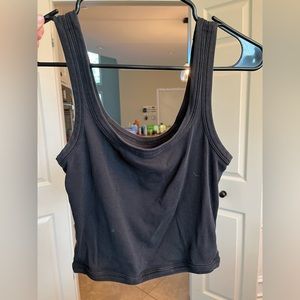 Lululemon cropped tank top size 6
